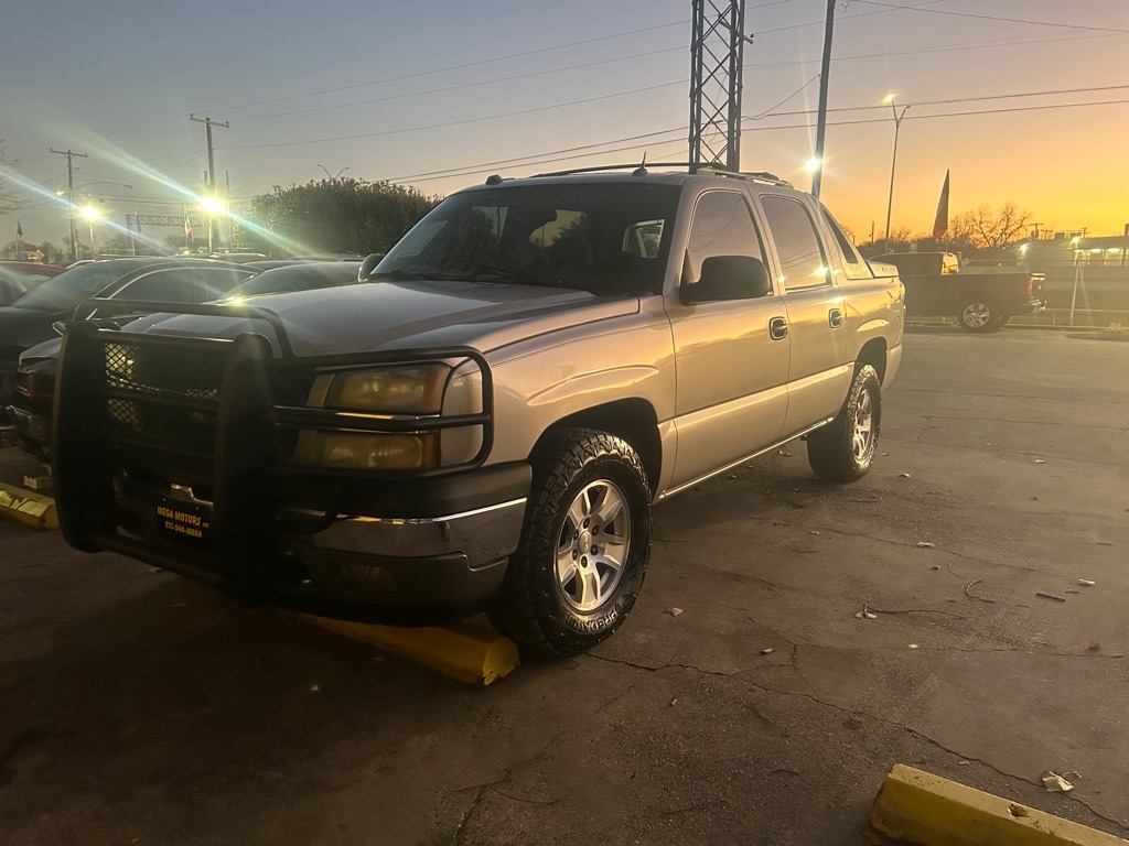 Chevrolet Avalanche  2005