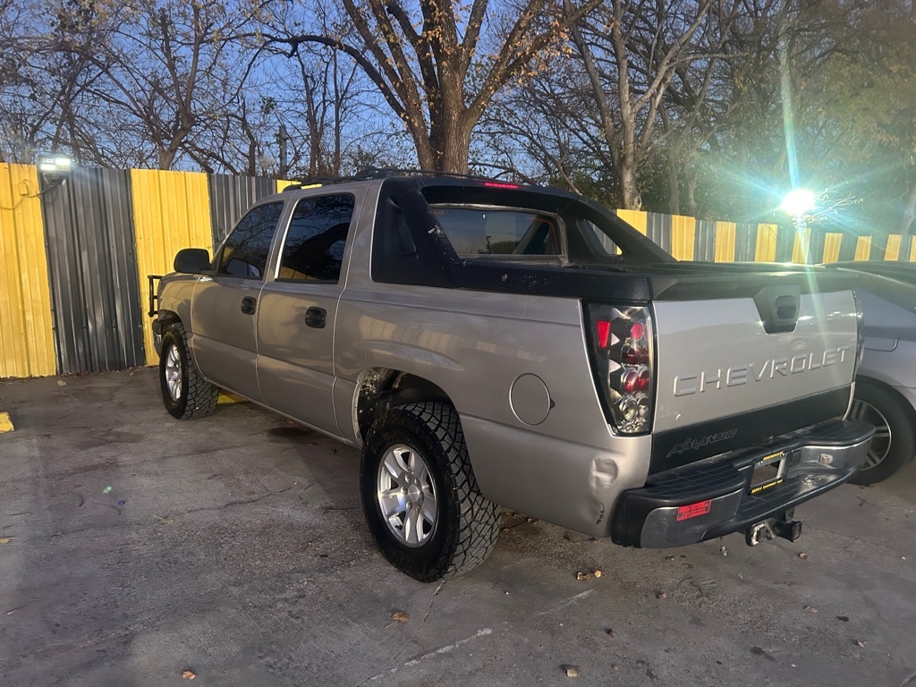 Chevrolet Avalanche  2005