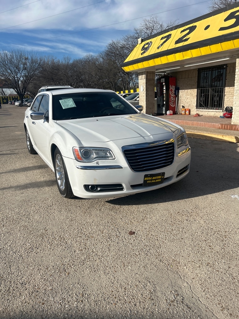 Chrysler 300  2012
