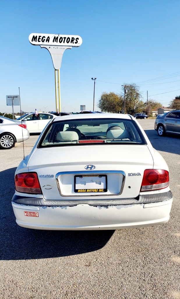 Hyundai Sonata  2003