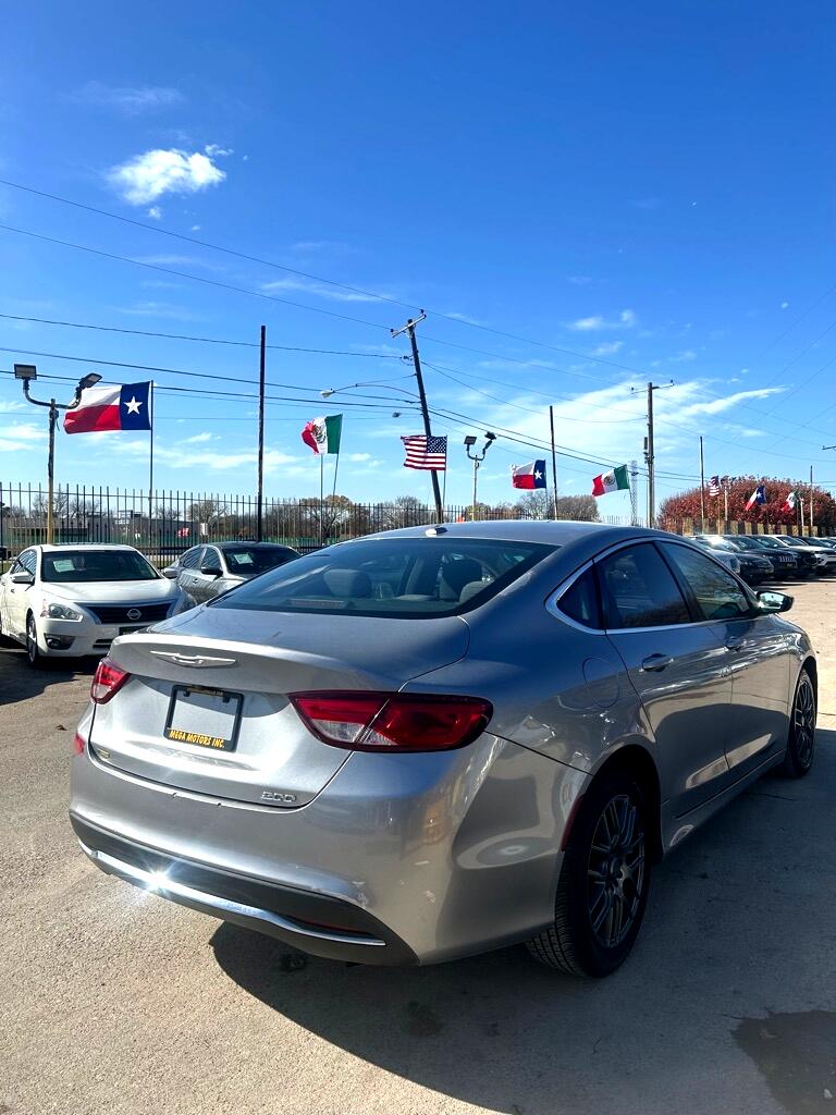 Chrysler 200  2015