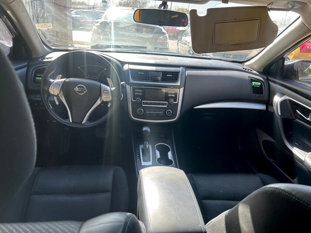 Nissan Altima  2017