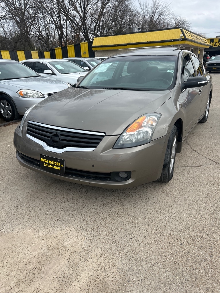 Nissan Altima  2008