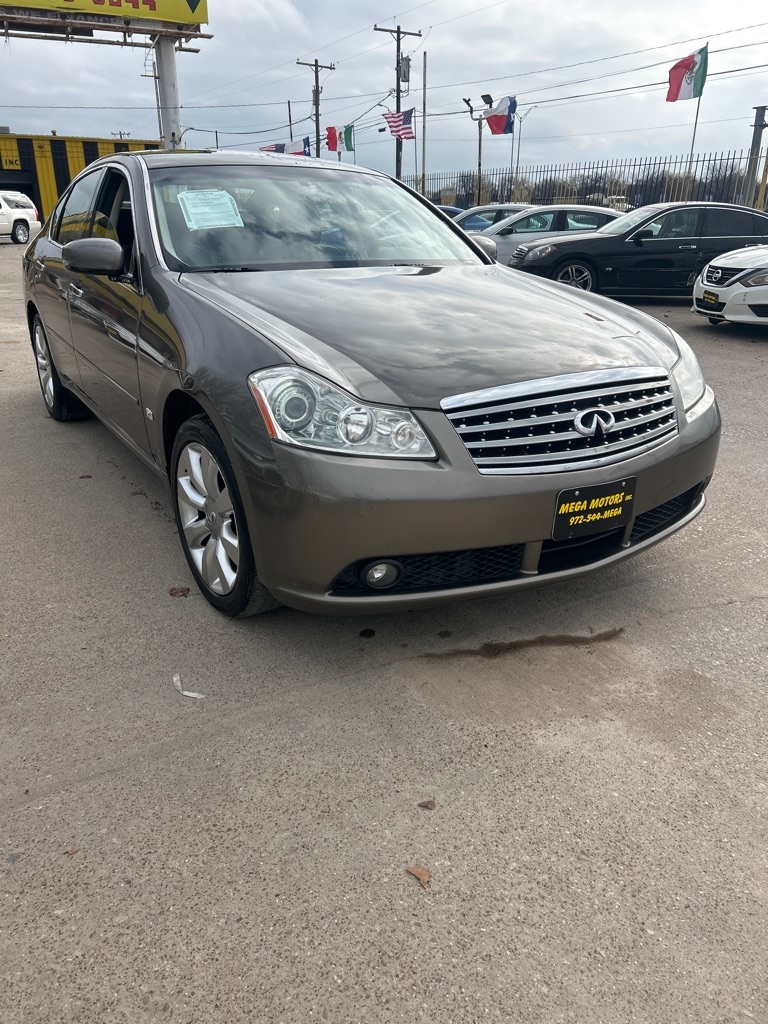 Infiniti M  2007