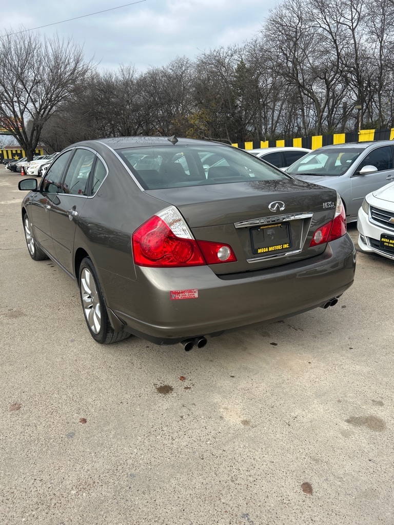Infiniti M  2007