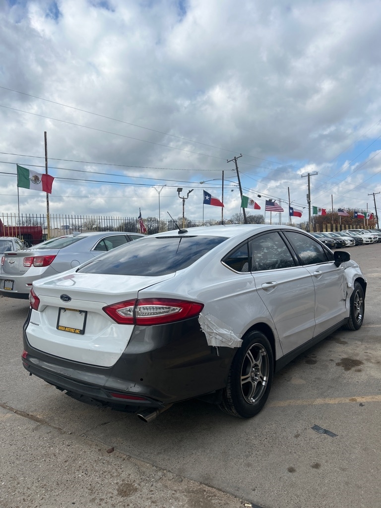 Ford Fusion  2014