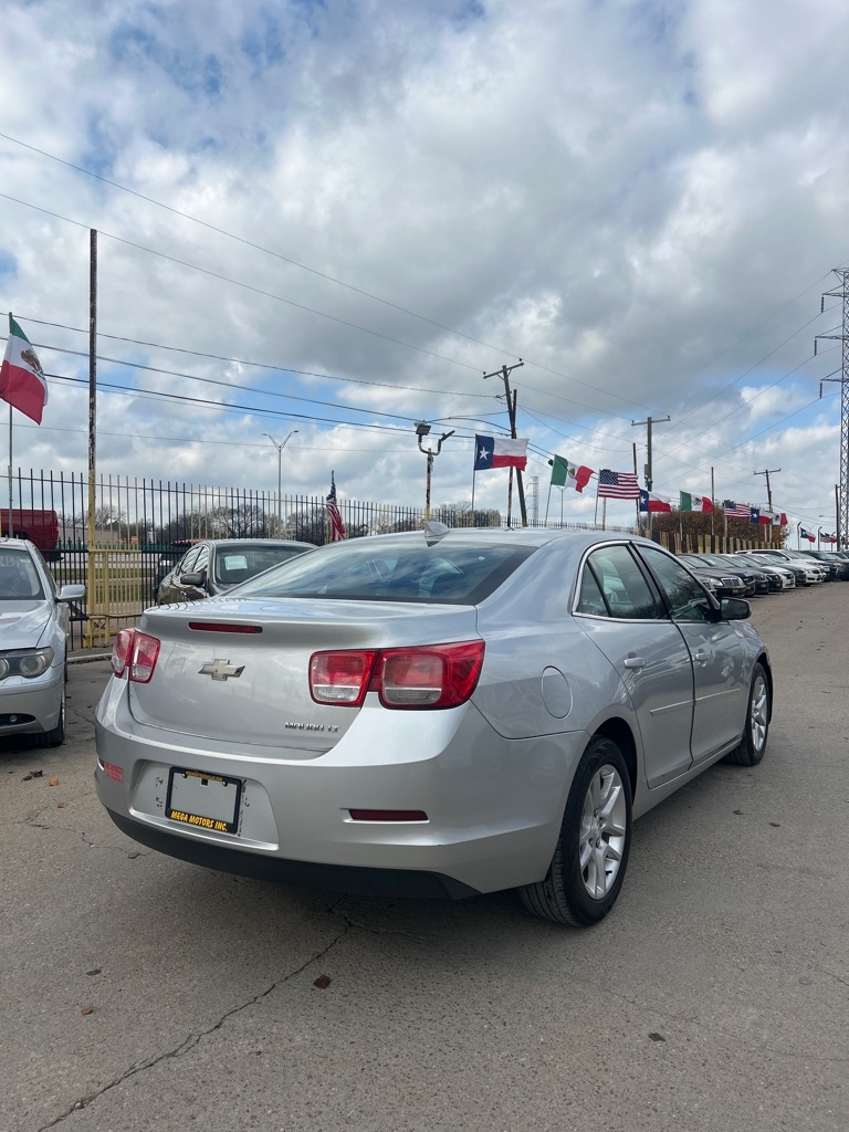 Chevrolet Malibu  2015