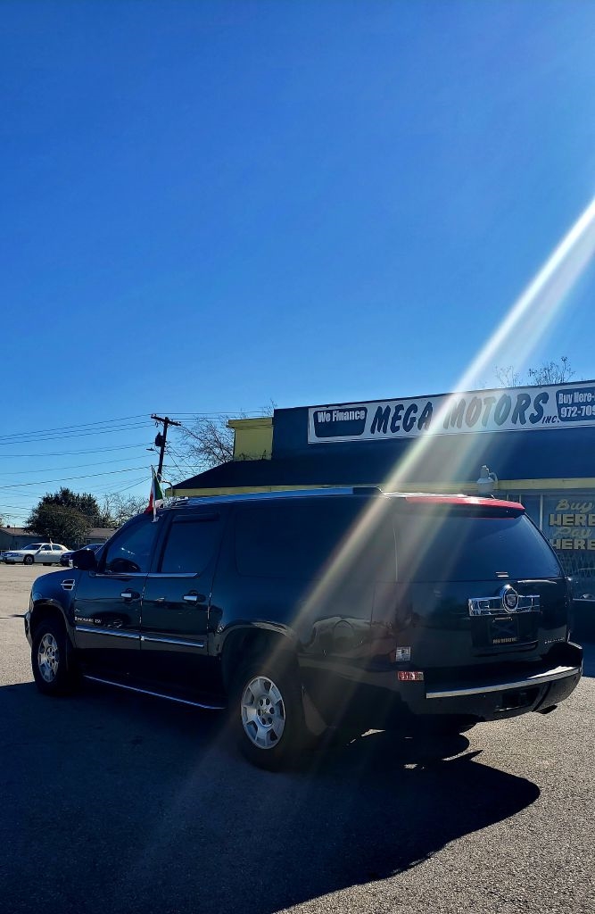 Cadillac Escalade  2008