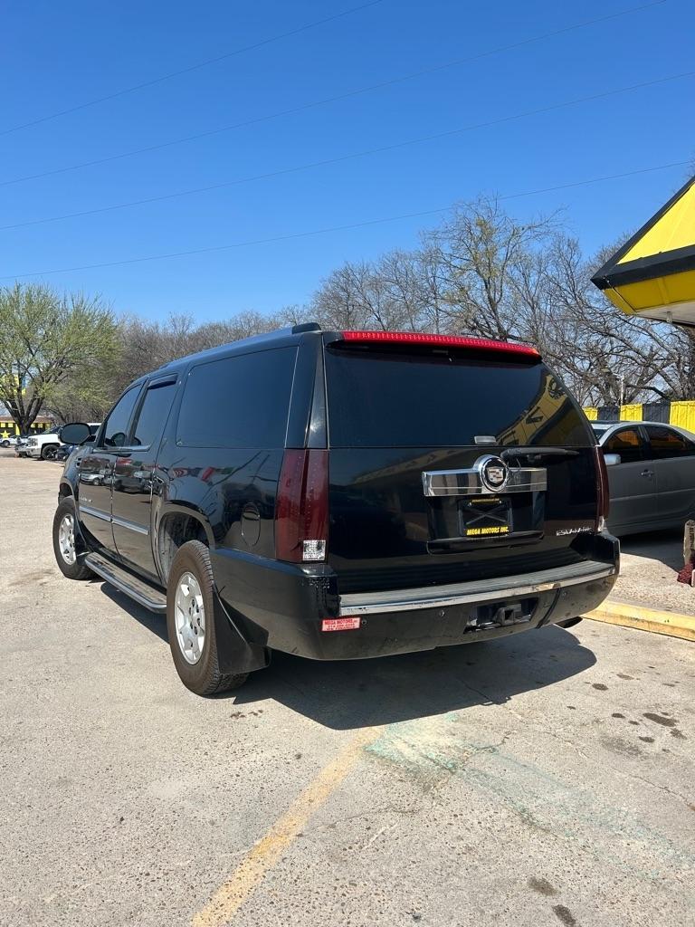 Cadillac Escalade  2008