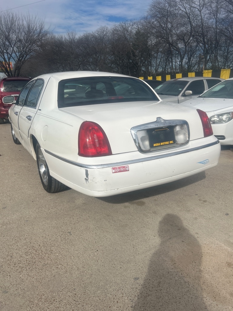 Lincoln Town Car  1999