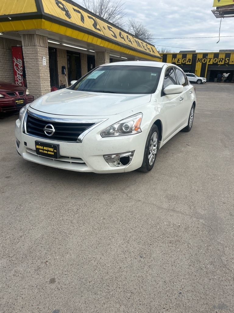 Nissan Altima  2013
