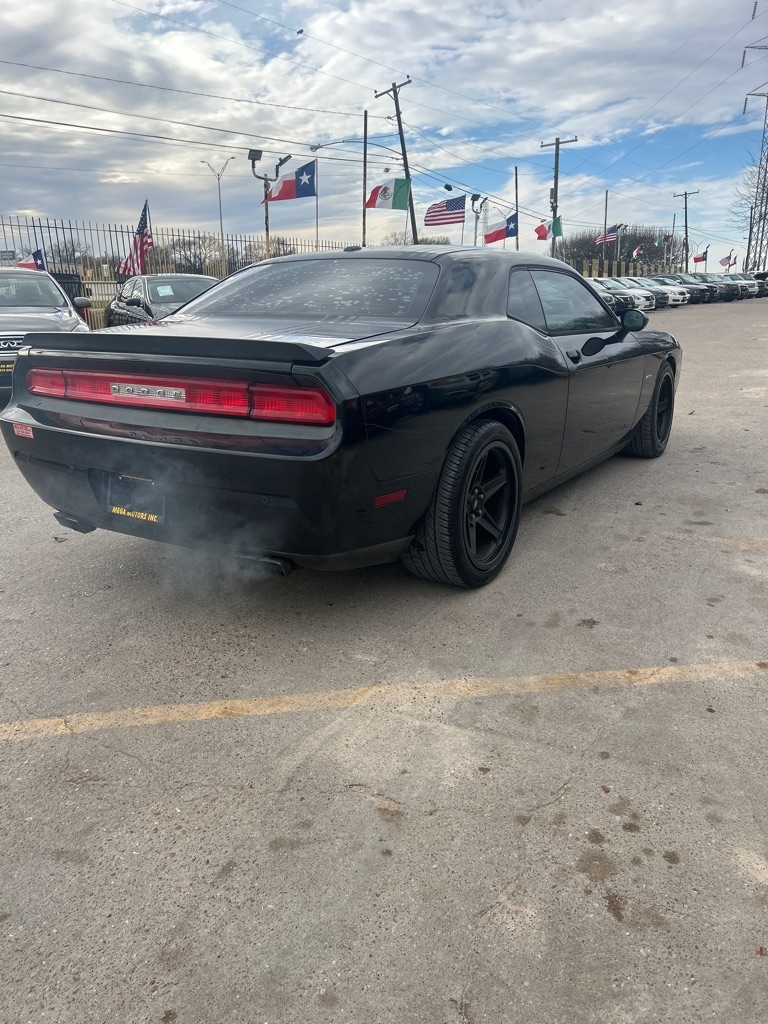 Dodge Challenger  2014