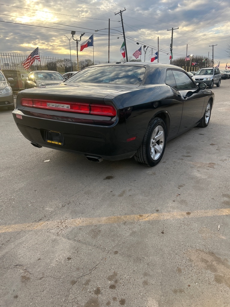 Dodge Challenger  2014