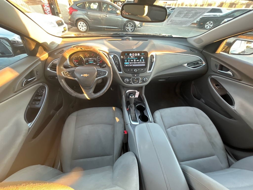 Chevrolet Malibu  2018