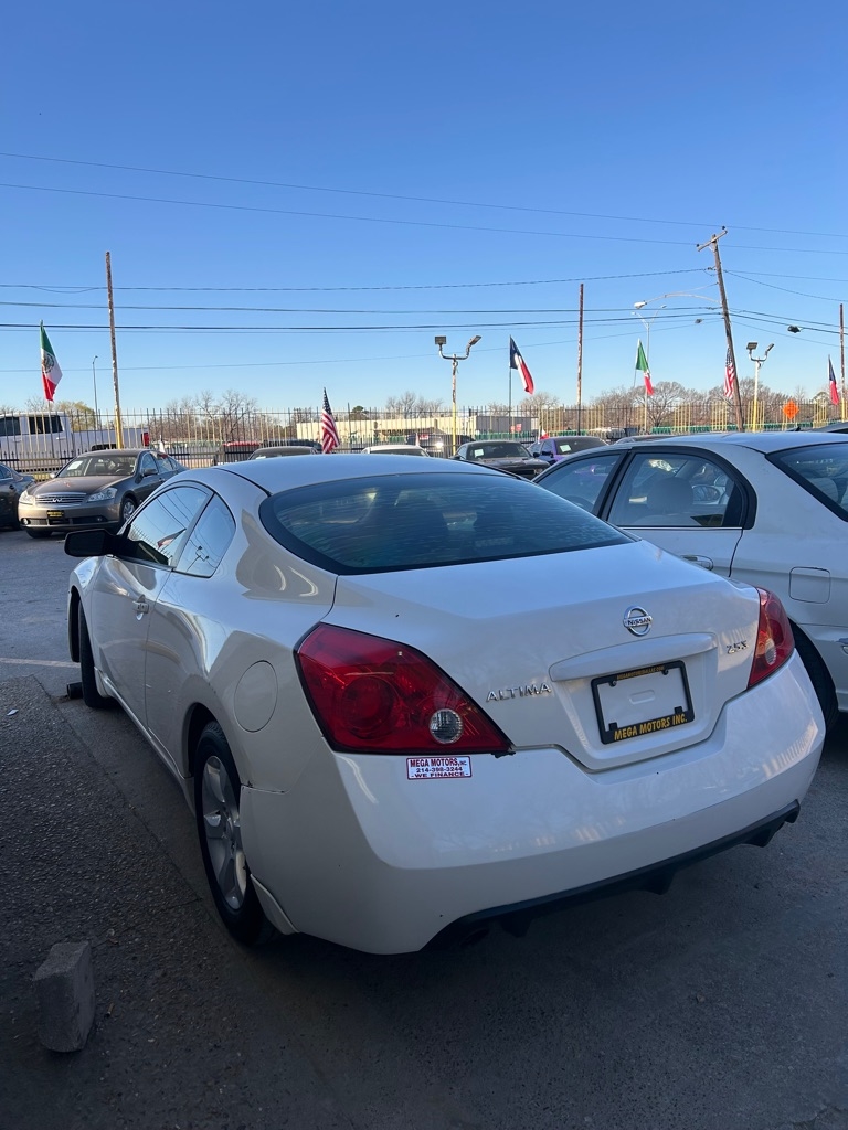 Nissan Altima  2008