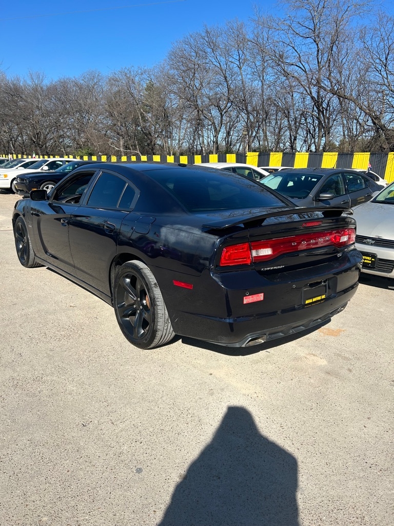 Dodge Charger  2012