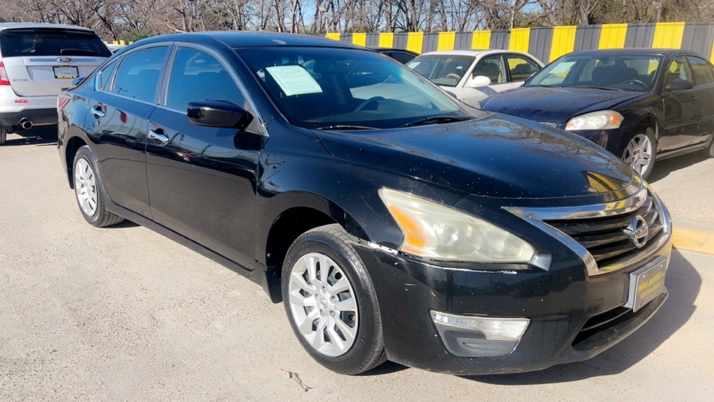 Nissan Altima  2015