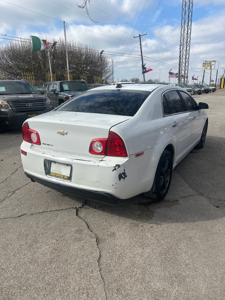 Chevrolet Malibu  2012