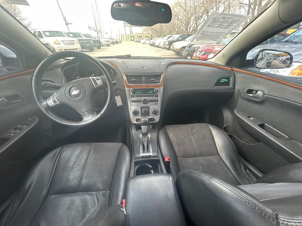 Chevrolet Malibu  2012