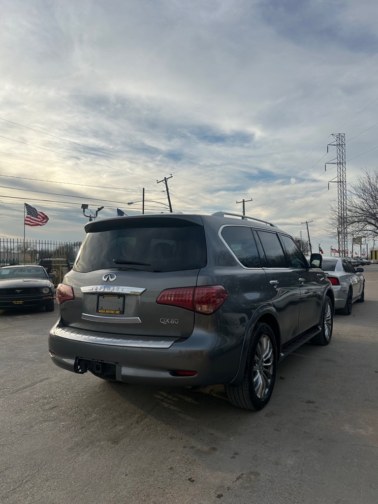 Infiniti QX80  2016