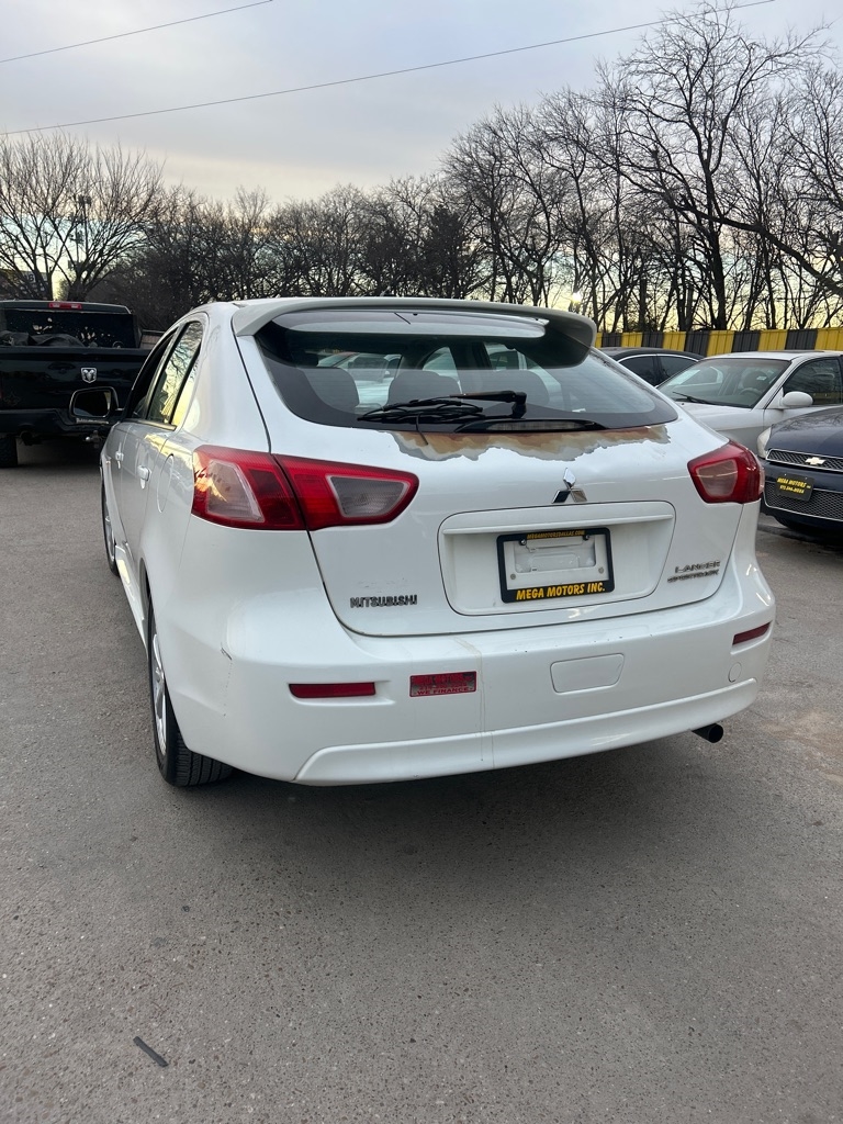 Mitsubishi Lancer Sportback  2011