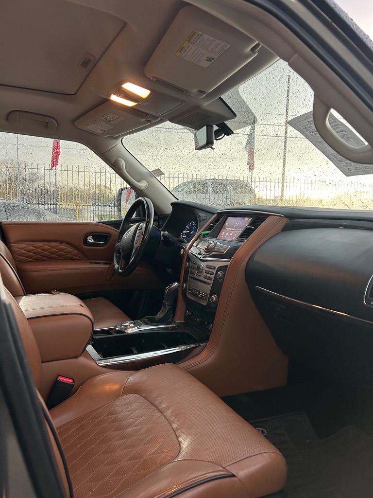 Infiniti QX80  2018