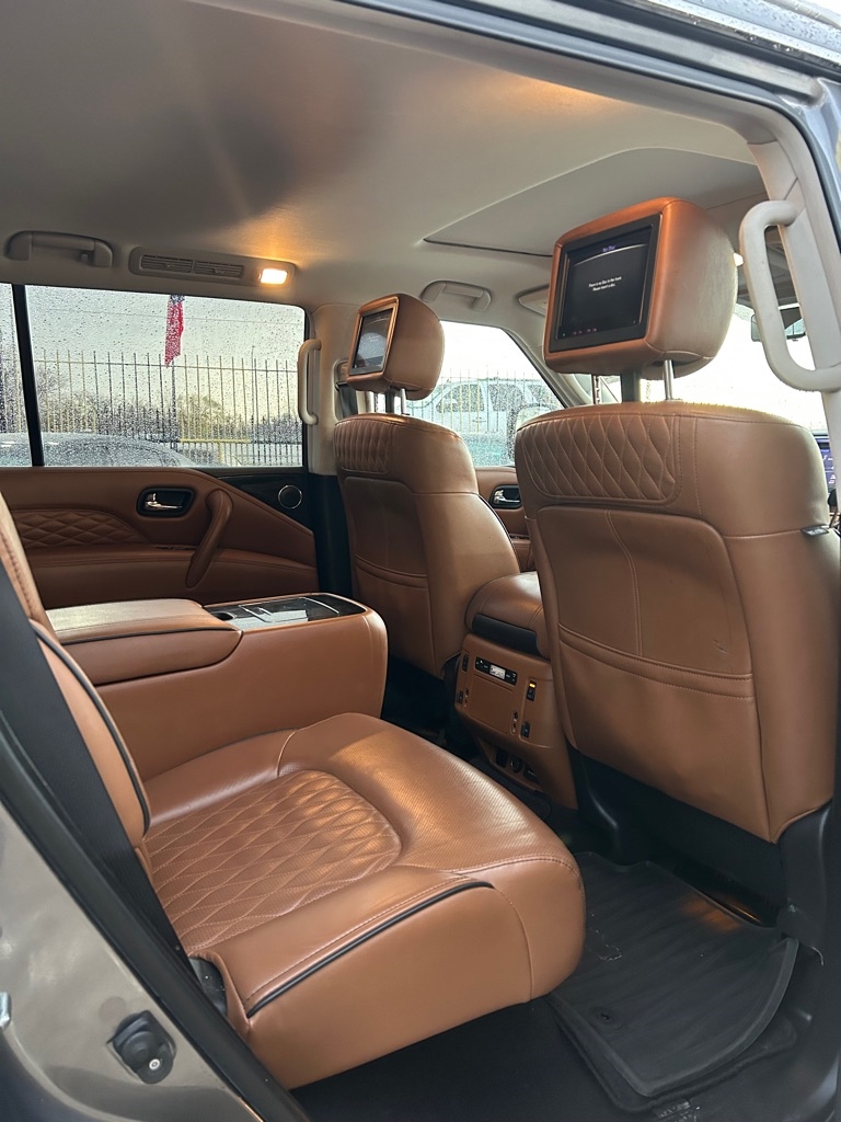 Infiniti QX80  2018