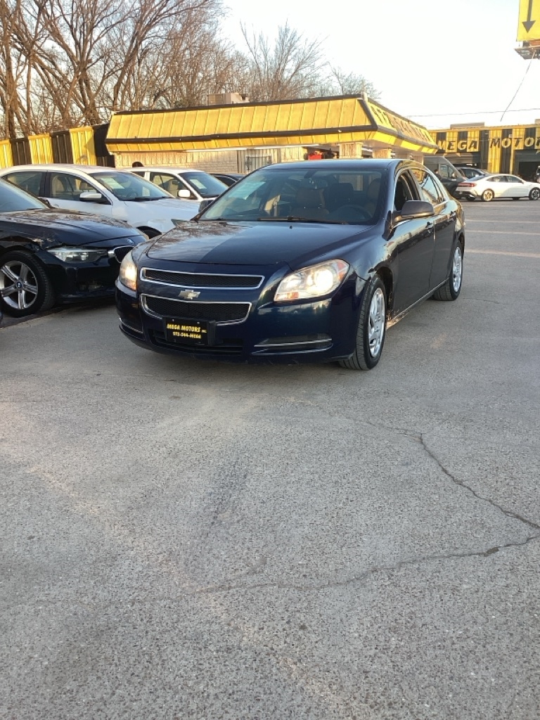 Chevrolet Malibu  2010
