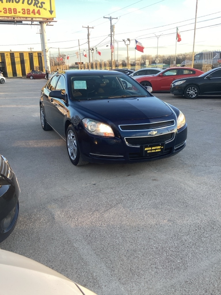 Chevrolet Malibu  2010