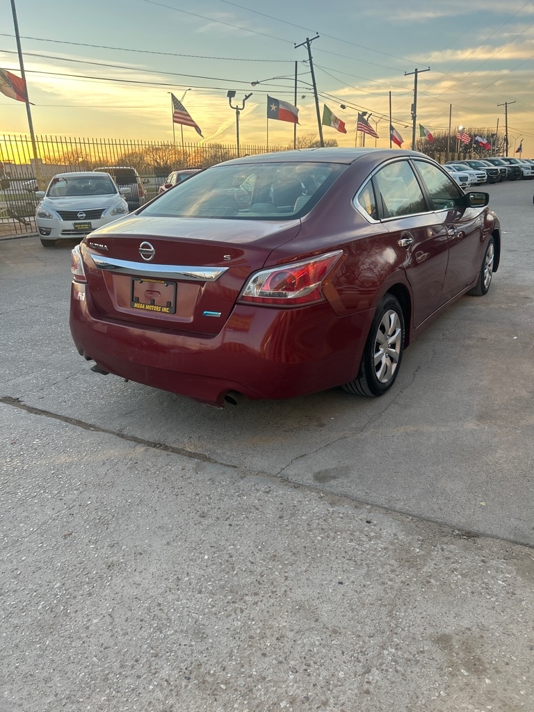 Nissan Altima  2013