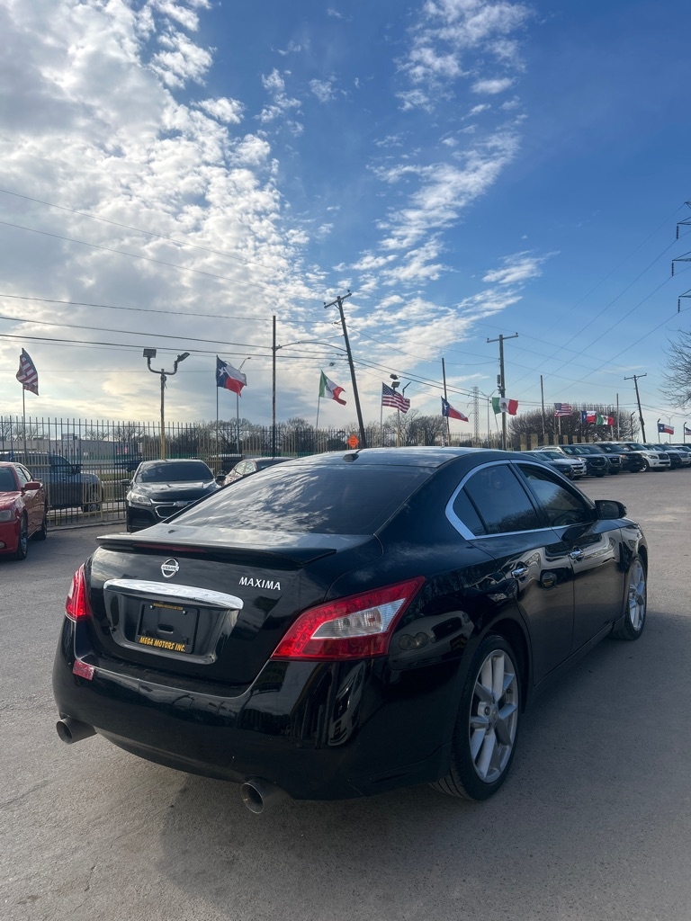 Nissan Maxima  2009