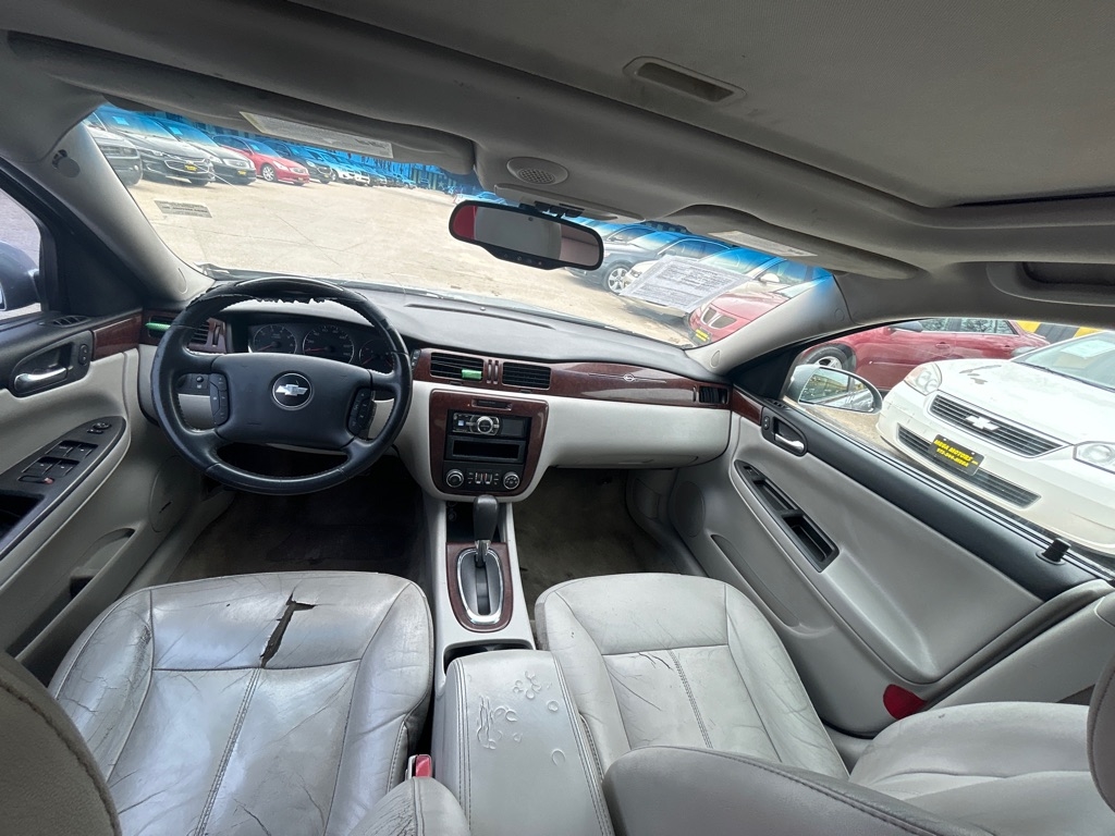 Chevrolet Impala  2011