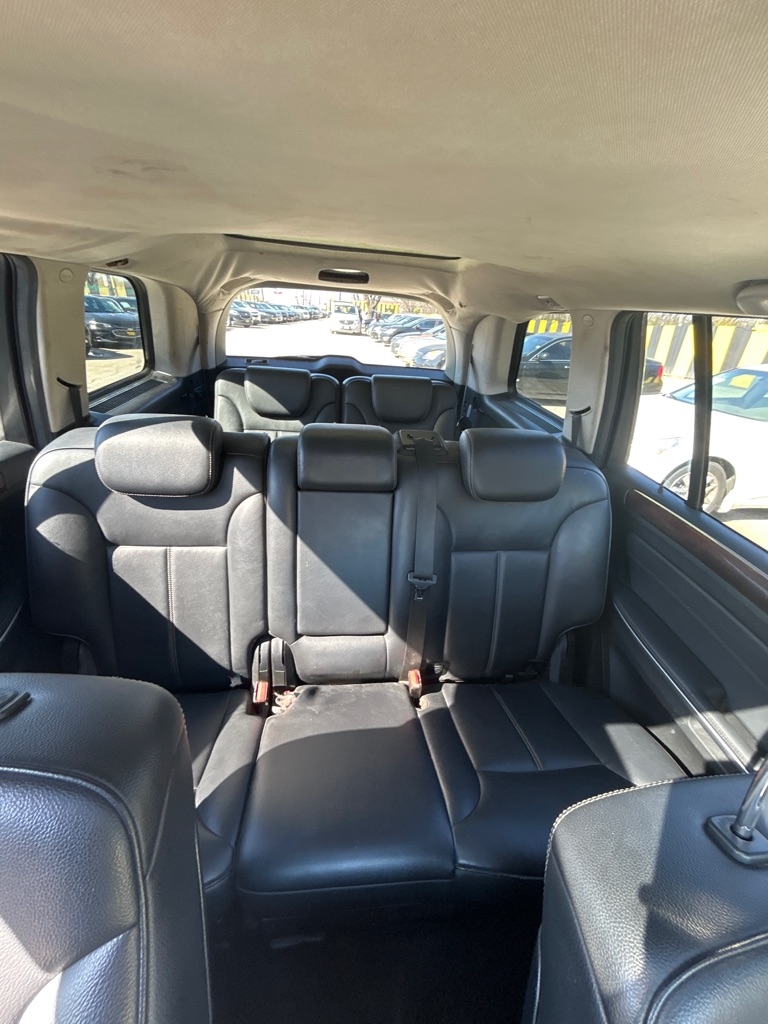 Mercedes-Benz GL-Class  2010