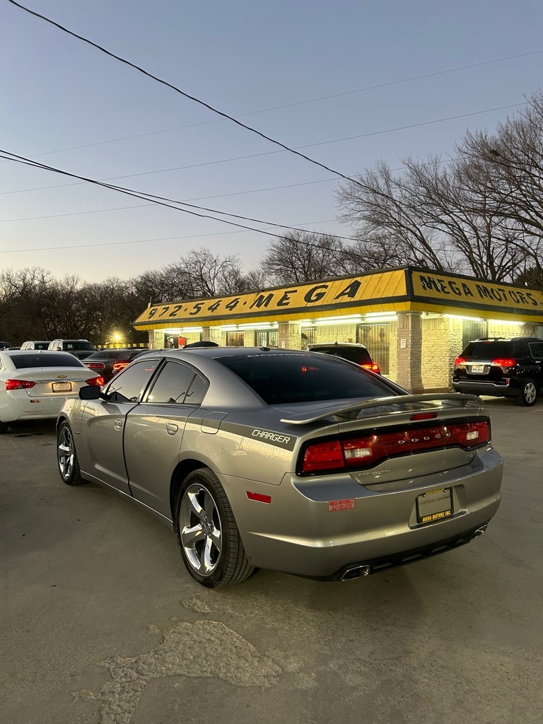 Dodge Charger  2013