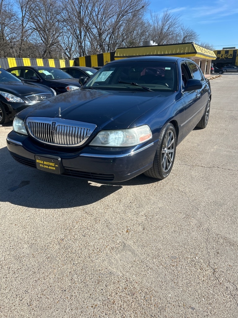 Lincoln Town Car  2007
