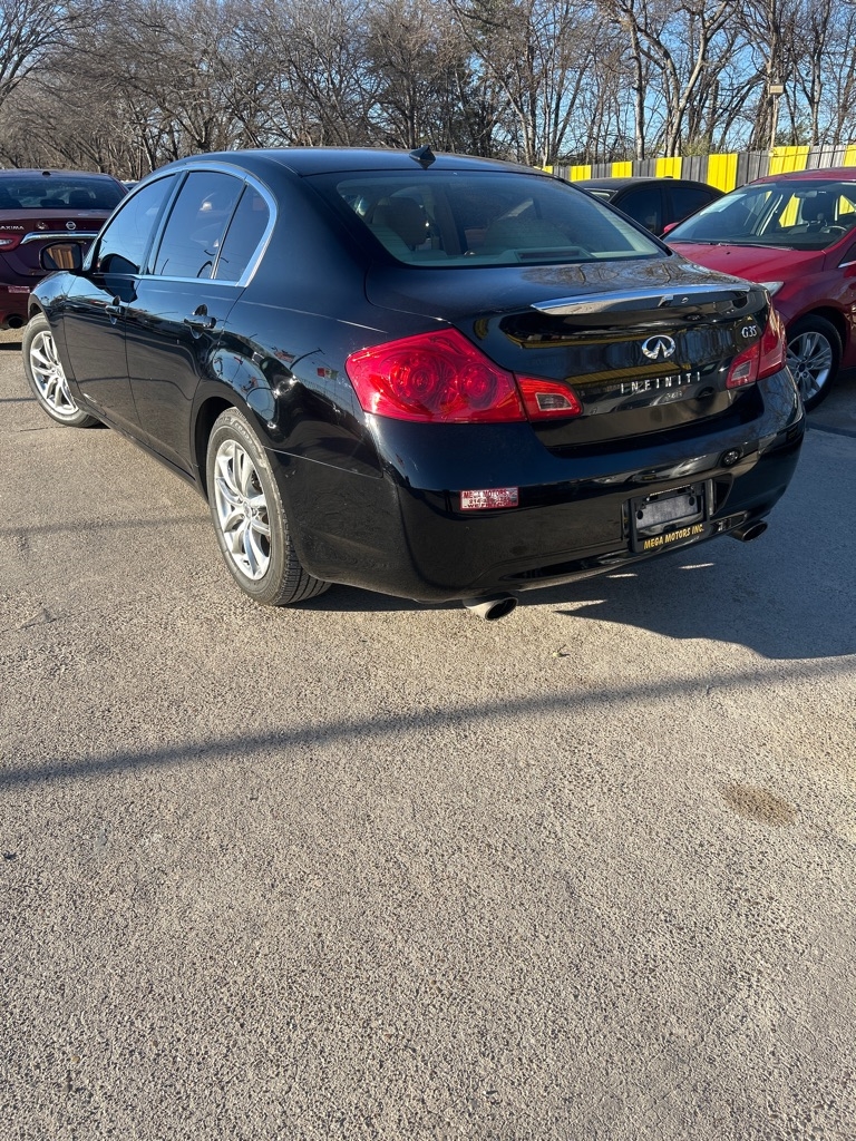Infiniti G35  2008
