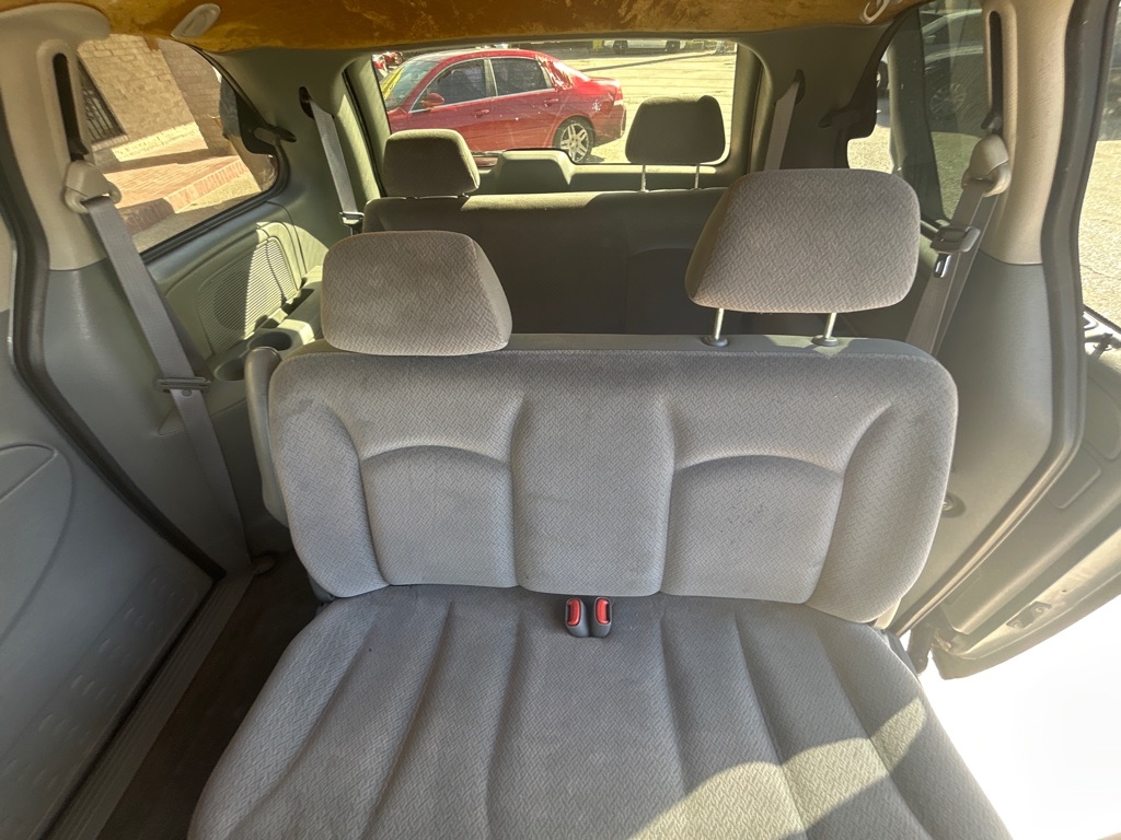 Chrysler Town & Country  2005