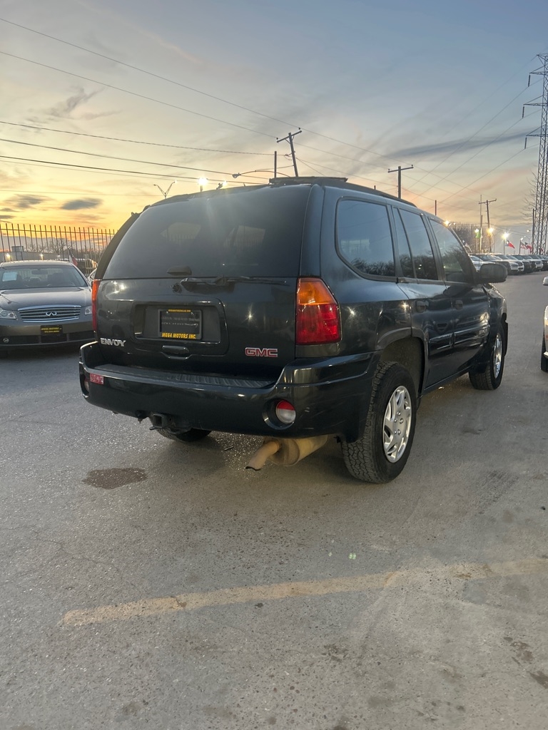 GMC Envoy  2003