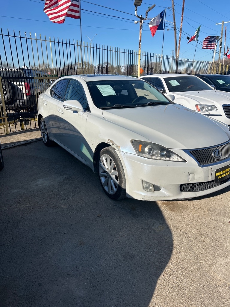 Lexus IS  2010