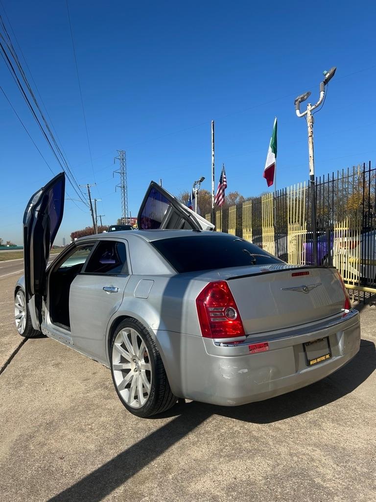 Chrysler 300  2009
