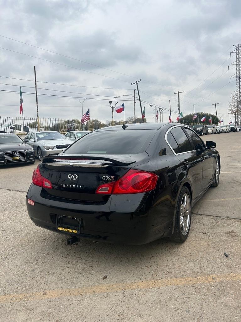 Infiniti G35  2008