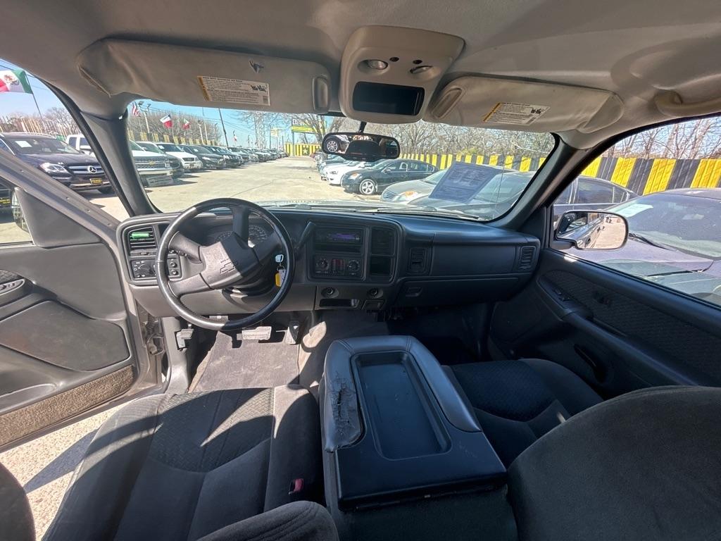 Chevrolet Avalanche  2004