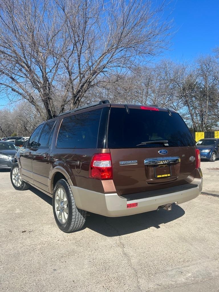 Ford Expedition  2011