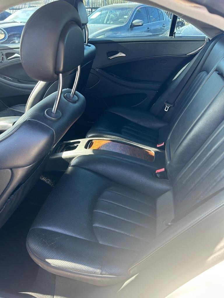 Mercedes-Benz CLS-Class  2006