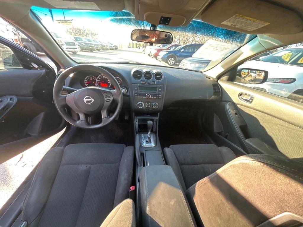 Nissan Altima  2013