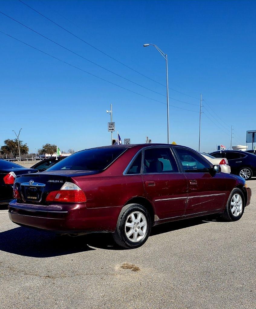 Toyota Avalon  2004