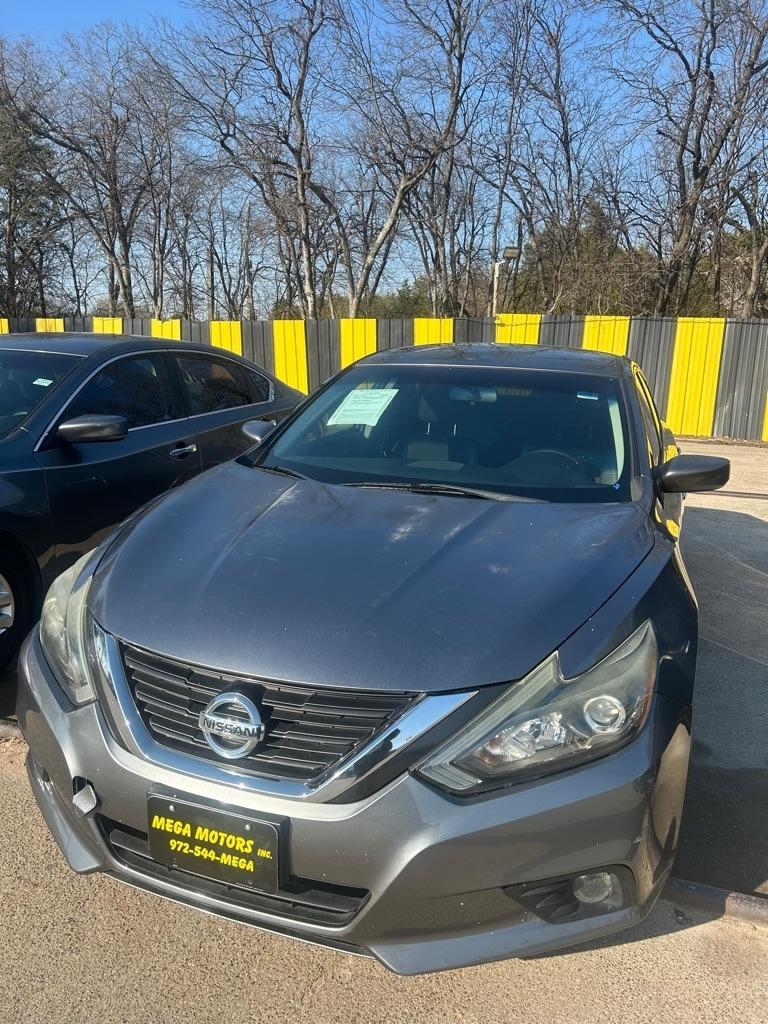 Nissan Altima  2017