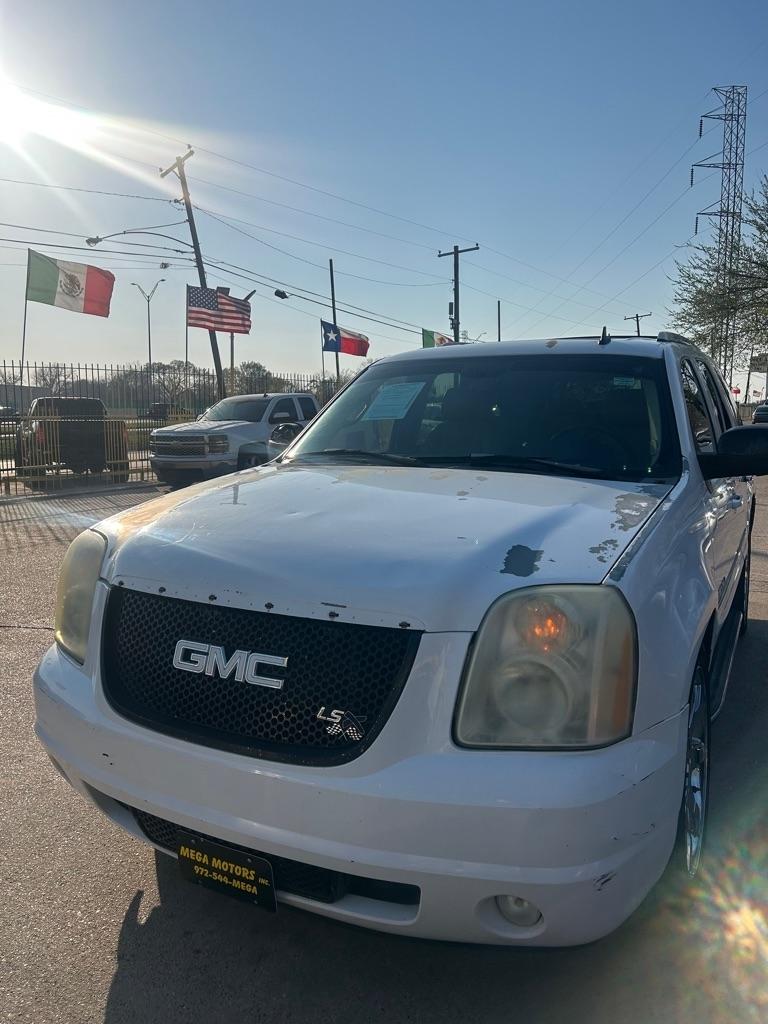 GMC Yukon Denali  2007