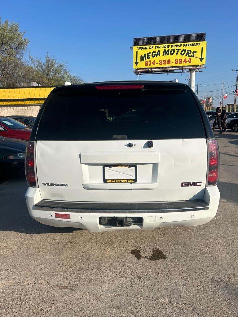 GMC Yukon Denali  2007