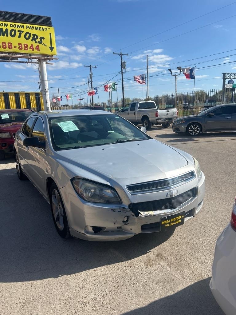Chevrolet Malibu  2011
